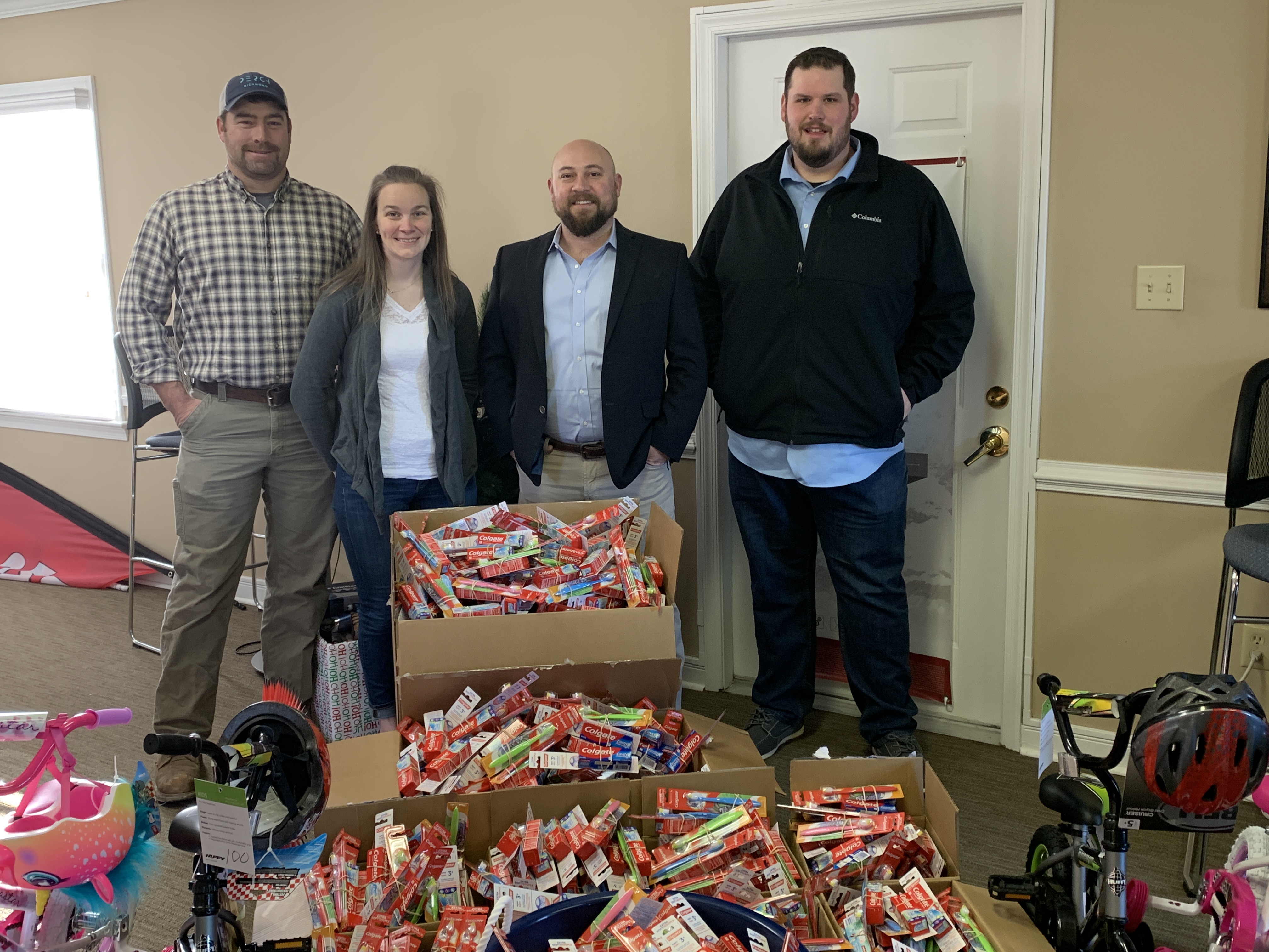 Realtor Mike Williford has collaborated with Phillip Coon of C&F Mortgage and Jessica and Jason of Grey Ridge Builders donating over 800 dental hygiene packs for Central Virginia kids! 
